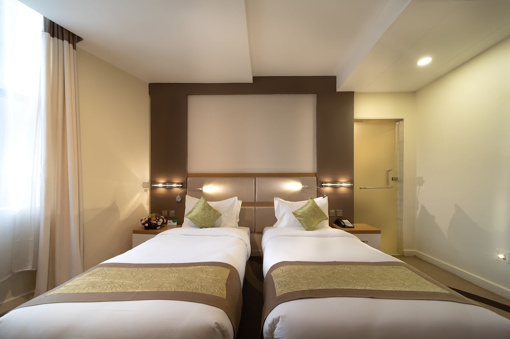Superior Room, Multiple Beds photo 2