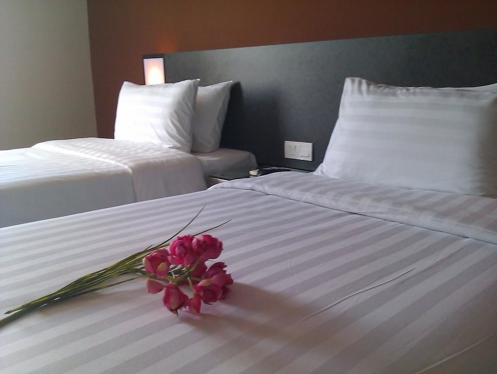 Standard Twin Room photo 2