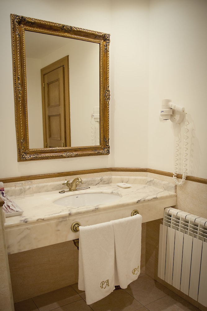 Double Room Single Use photo 3