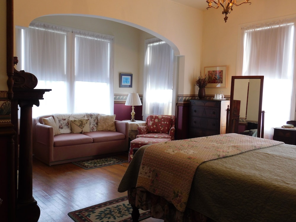 Standard Room, 1 Bedroom, Non Smoking (Elizabeth's Room) photo 1