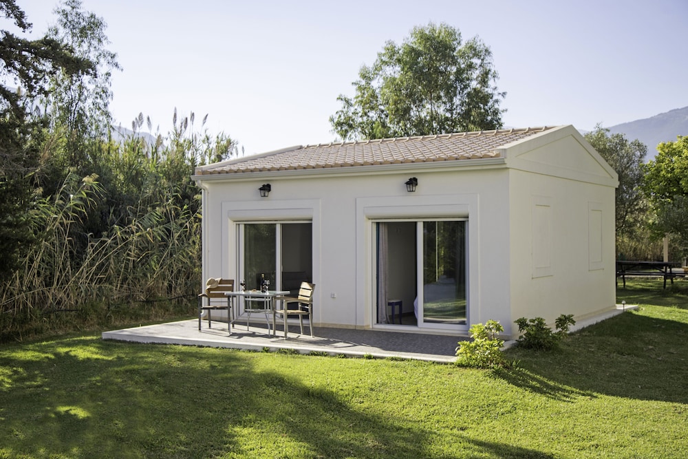 Ianos Garden Suite photo 3