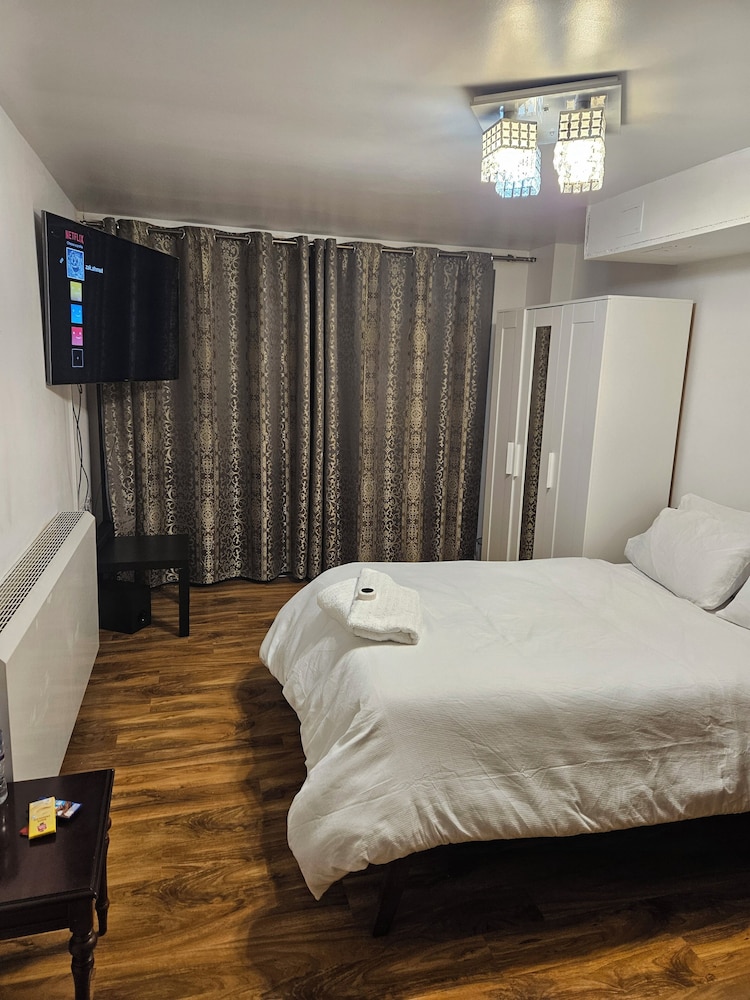 Room-spacious Retreat With Private Balco, Fotografia 12