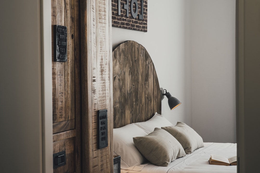 Family Quadruple Room, 1 King Bed with Sofa bed photo 2
