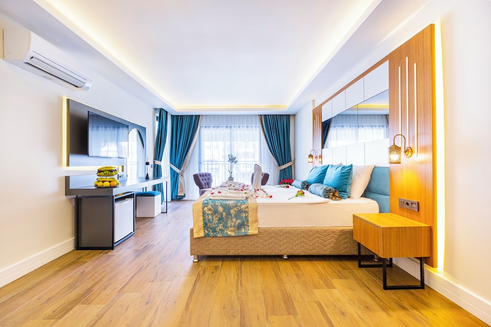 Standard Room photo 2