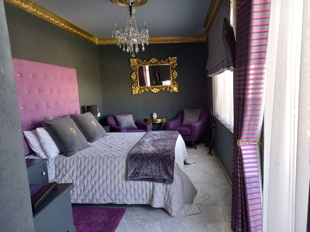 Superior Suite photo 2
