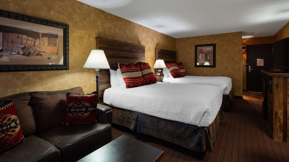 Standard Room, Multiple Beds, Non Smoking (with Sofabed) - Photo 1