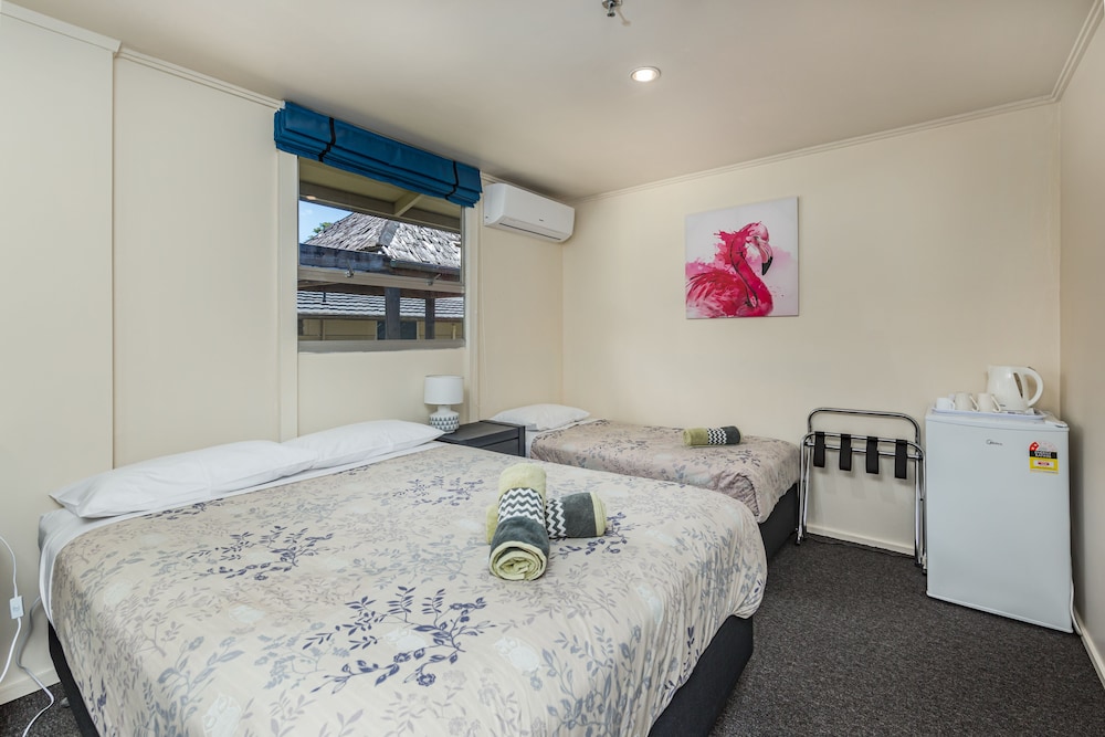 Triple Room, Multiple Beds photo 2