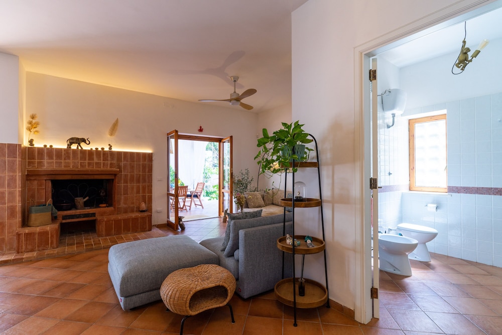 Villa photo 3