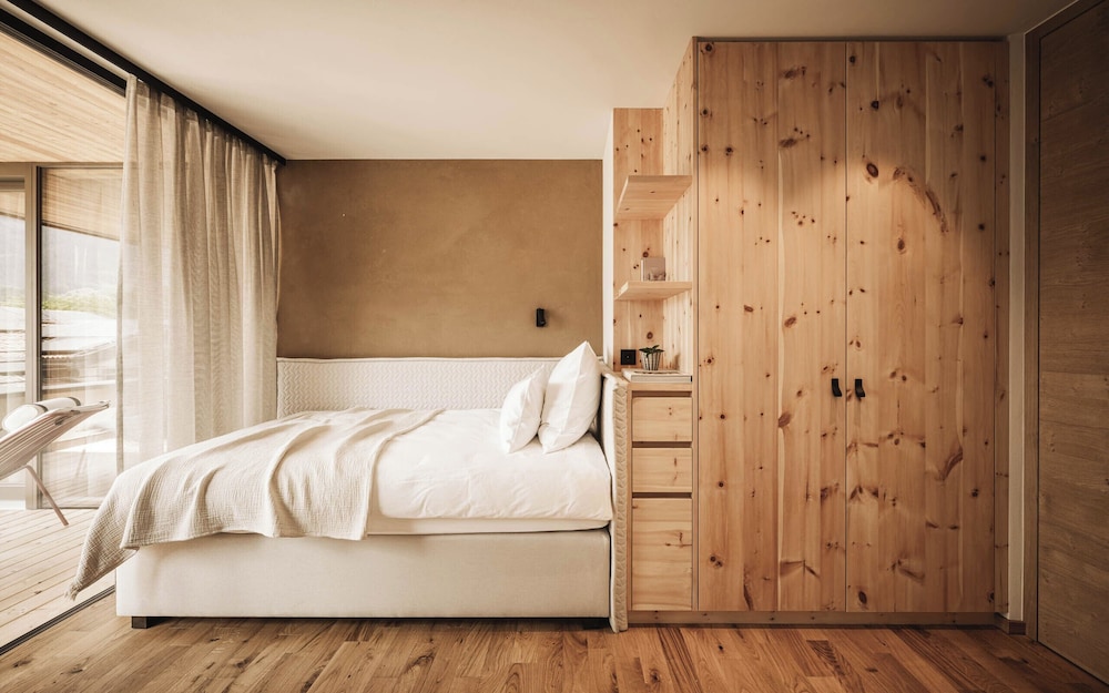Luxury Apartment photo 3
