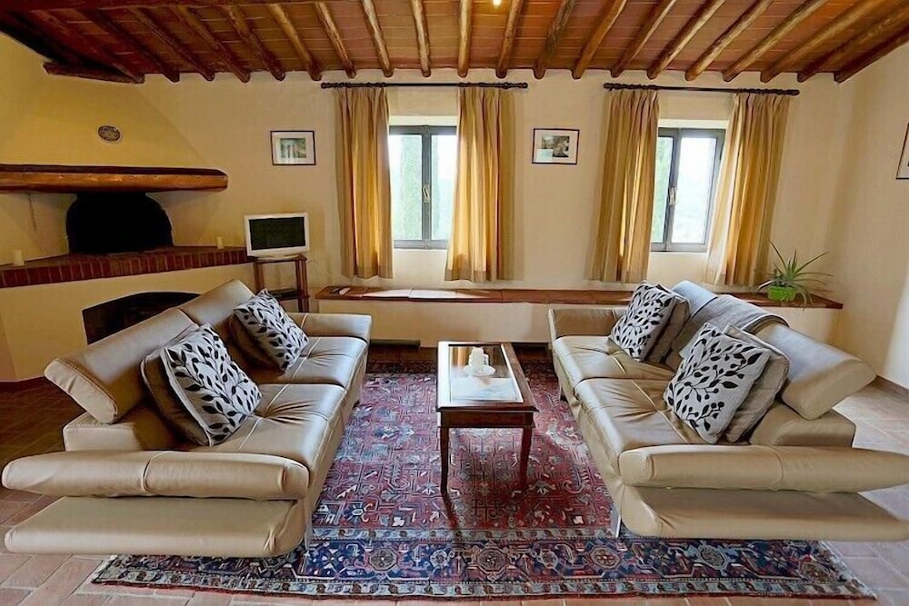 Apartment, 1 Bedroom, Hill View photo 3