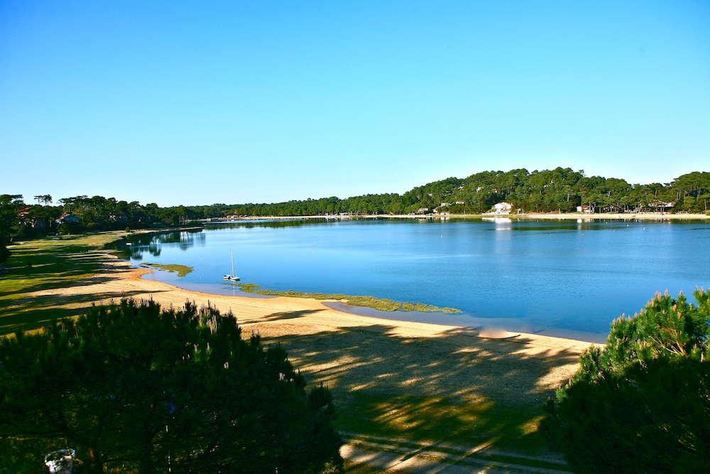 Panoramic Room, Terrace, Lake View photo 2