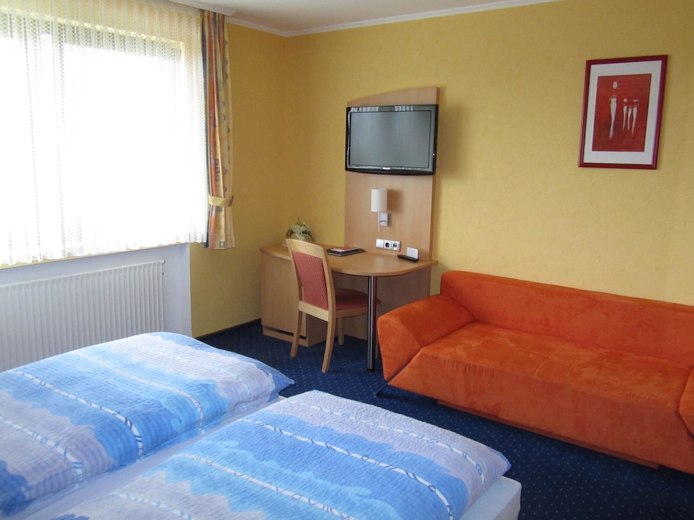 Double Room - Photo 6