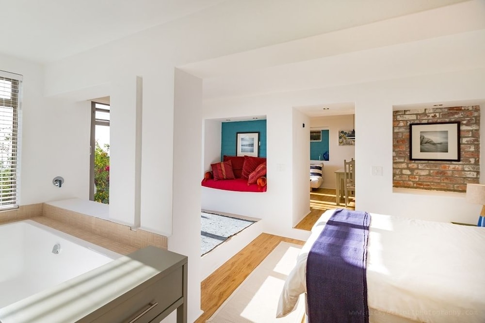 Premium Studio, 1 Bedroom