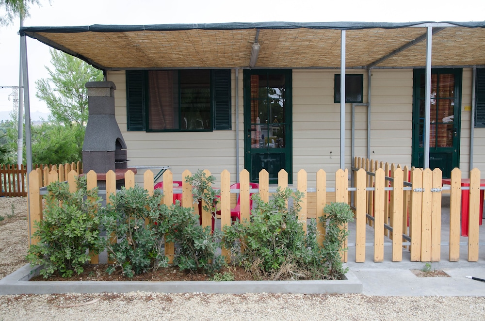 Cottage Room Hotel (3 Pax No Kitchen) photo 3
