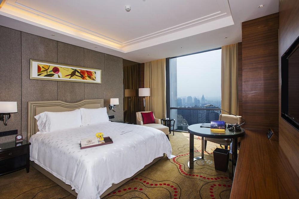 Superior King Room photo 2