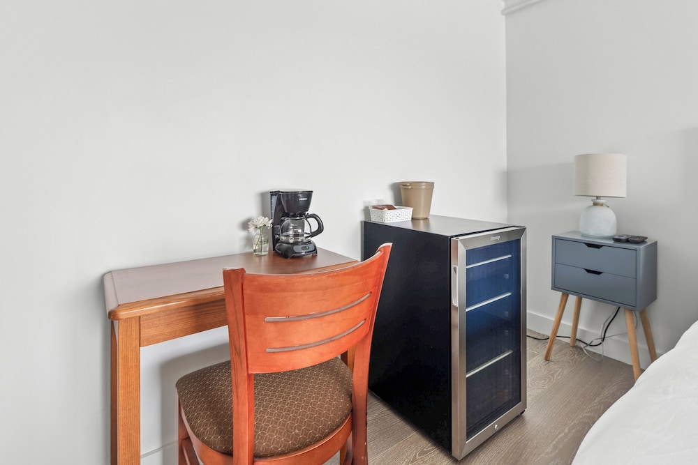 Premium King Room, First Floor, Side Ocean View