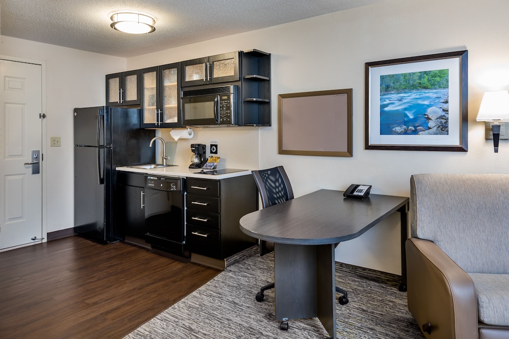 Studio Suite, 2 Double Beds, Accessible Bathtub (Mobility) - Photo 2