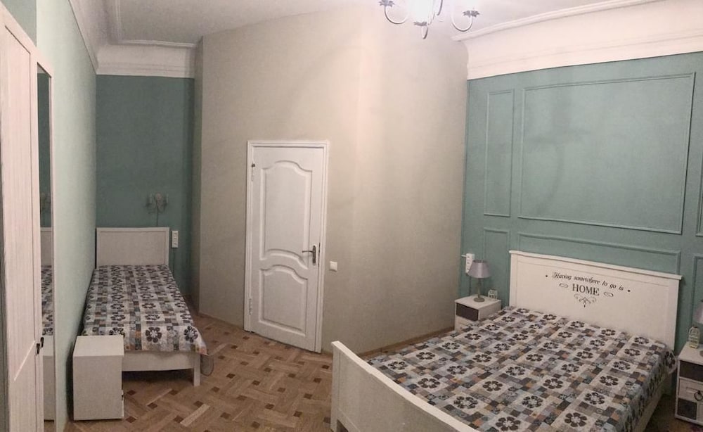Triple Room, Shared Bathroom