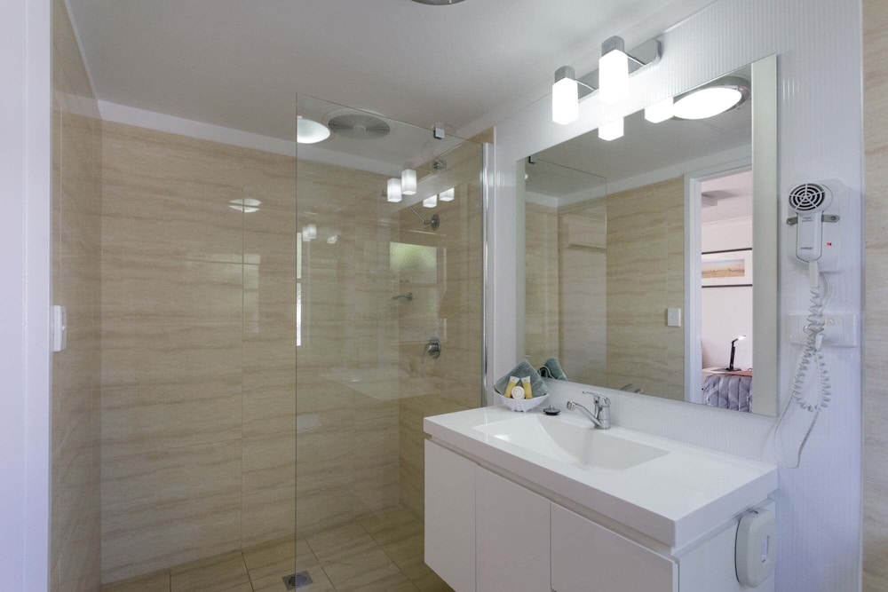 Executive Room, Non Smoking (Executive King Suite) photo 3