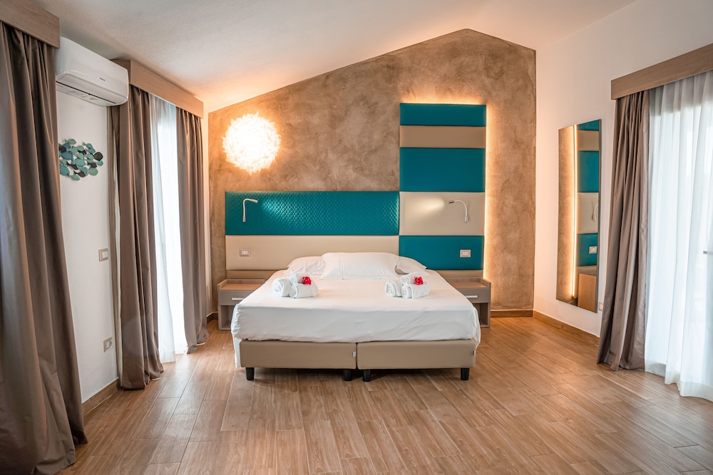 Premium Double Room photo 2