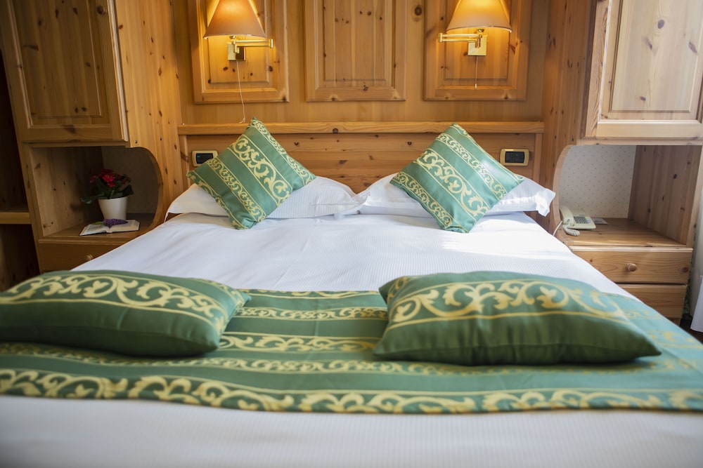 Economy Room, 1 Large Twin Bed photo 2