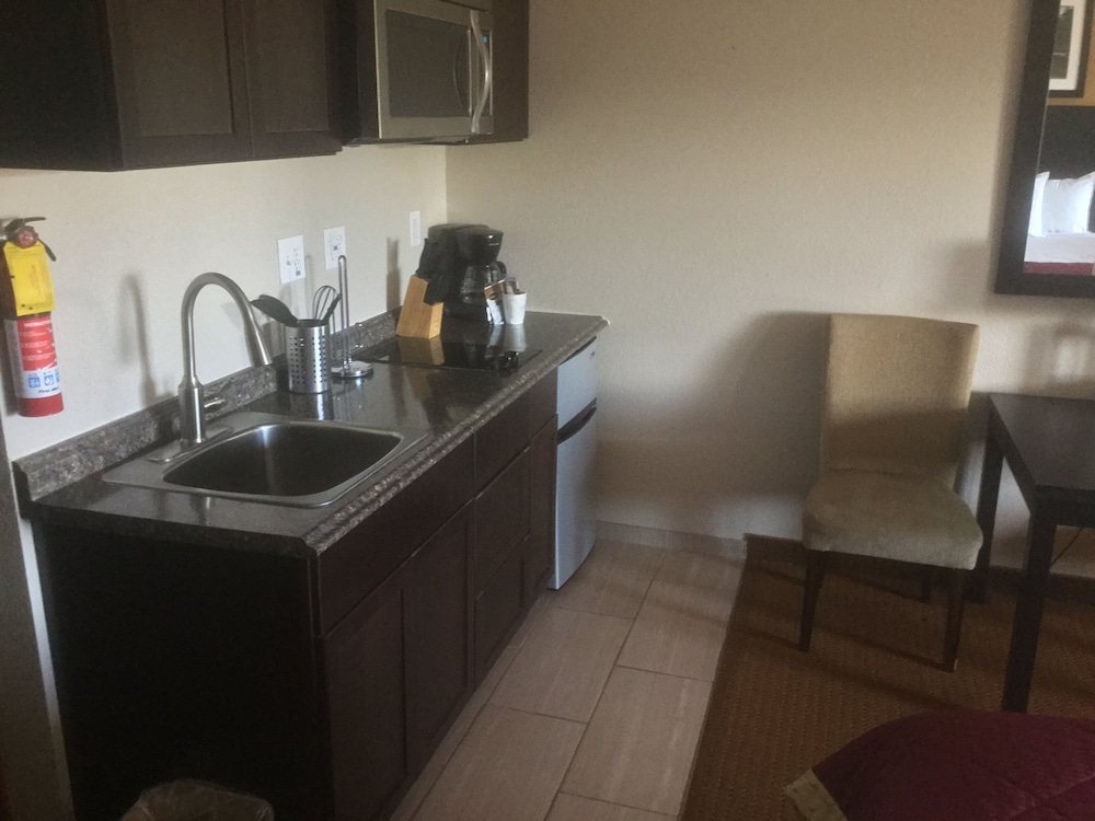 Efficiency, Room, 1 King Bed, Non Smoking - Photo 4