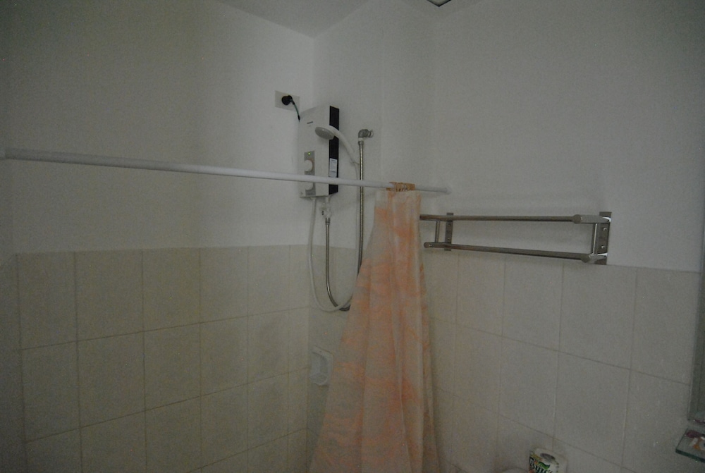 City Apartment, 2 Bedrooms (T10) photo 2