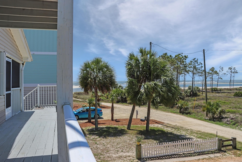 House, Multiple Beds (Palmetto Breeze)