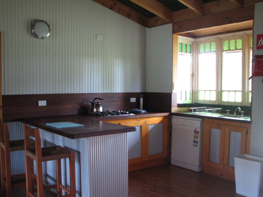 Traditional Cabin (2.5 Bedroom) photo 3