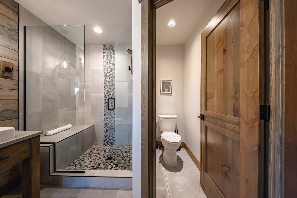 House, Multiple Beds, Hot Tub, Mountain View (Retreat at the Wilderness Club) photo 3