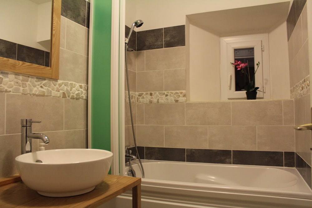 Comfort Apartment, 1 Bedroom, Kitchen, Sea View photo 2