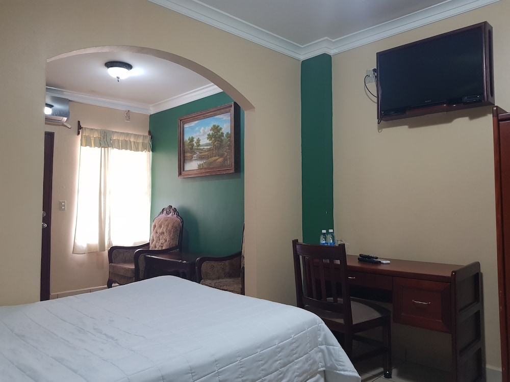 Deluxe Single Room photo 3