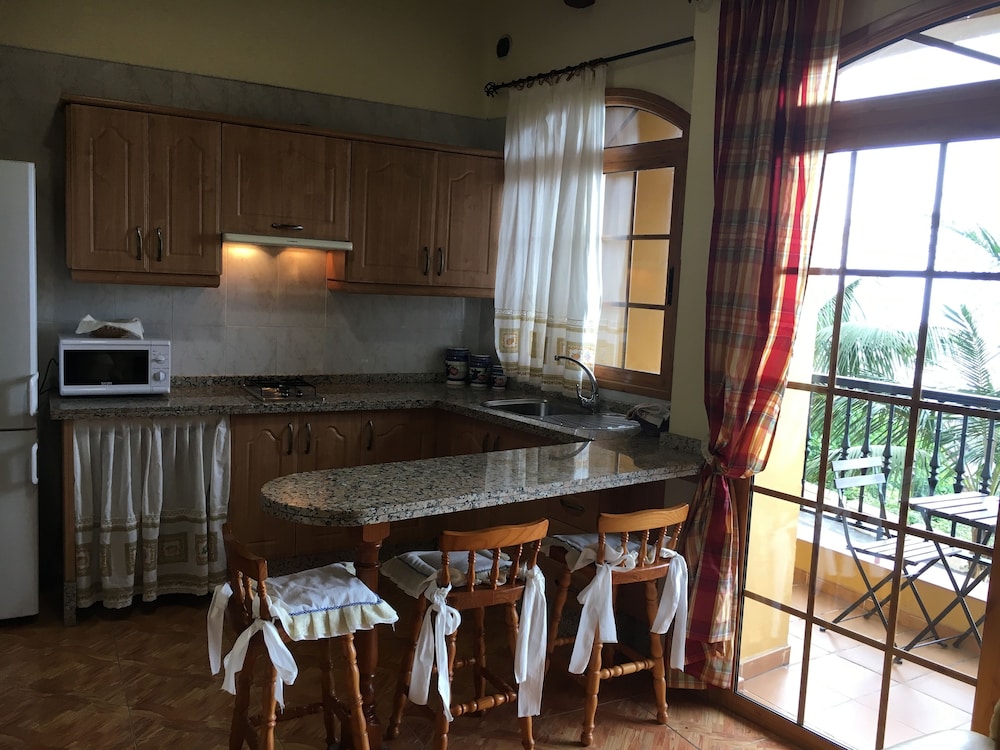 Panoramic Apartment, 1 Bedroom, Balcony, Sea View - Photo 12