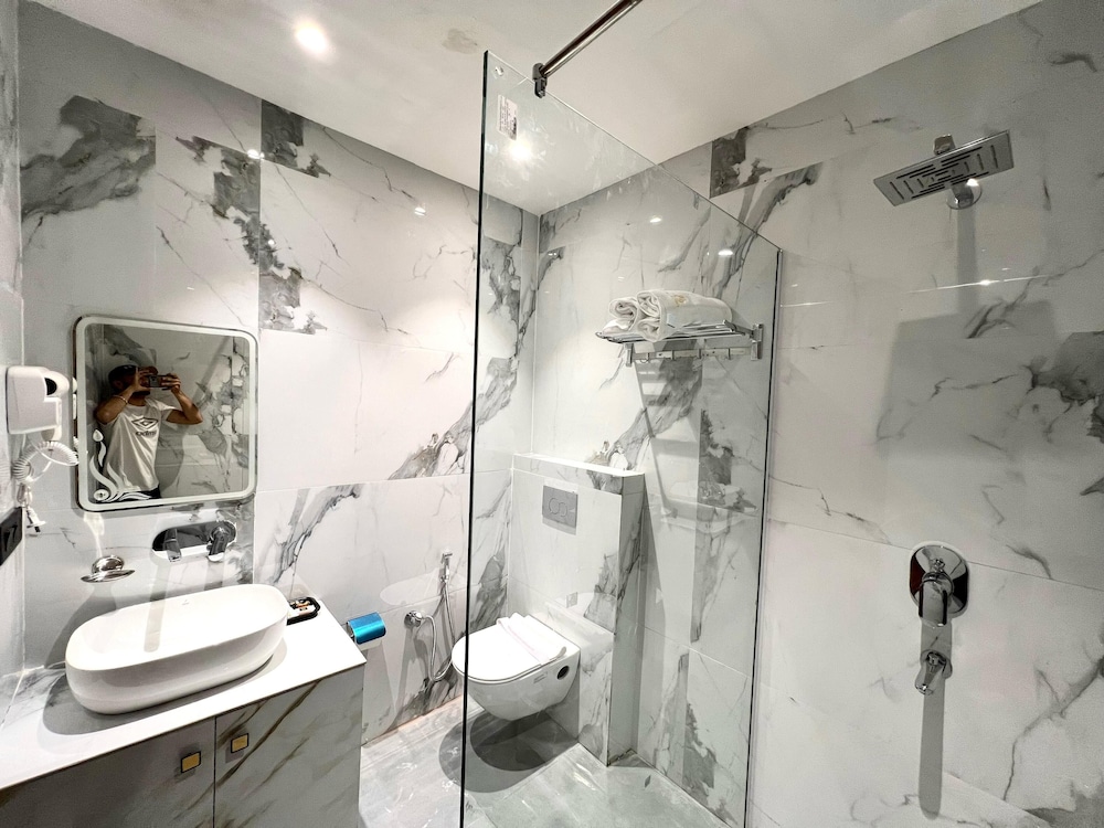 Deluxe Double Room, City View