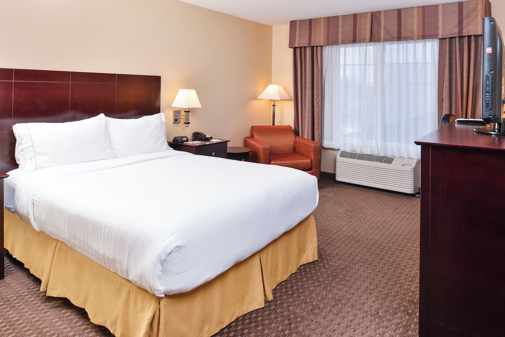 Standard Room, 1 Queen Bed, Accessible (Accessible Tub) - Photo 3