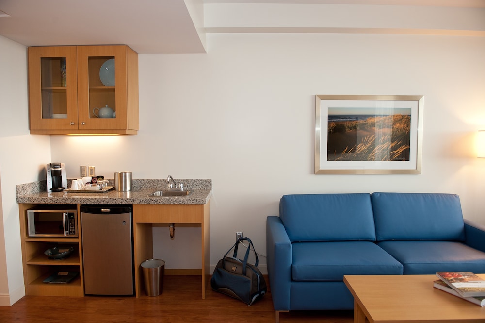 Junior Studio Suite - Photo 6