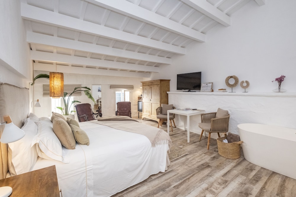 Superior Penthouse