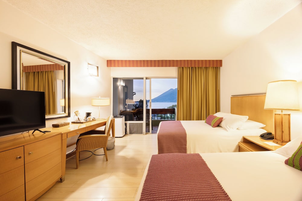 Lake View Room - Photo 1