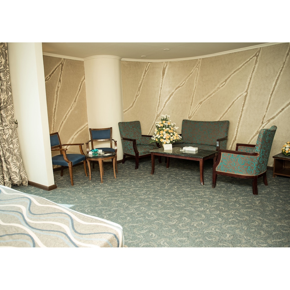 Junior Suite, City View