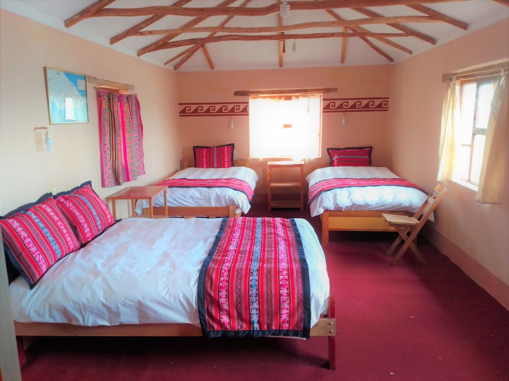 Basic Quadruple Room photo 3
