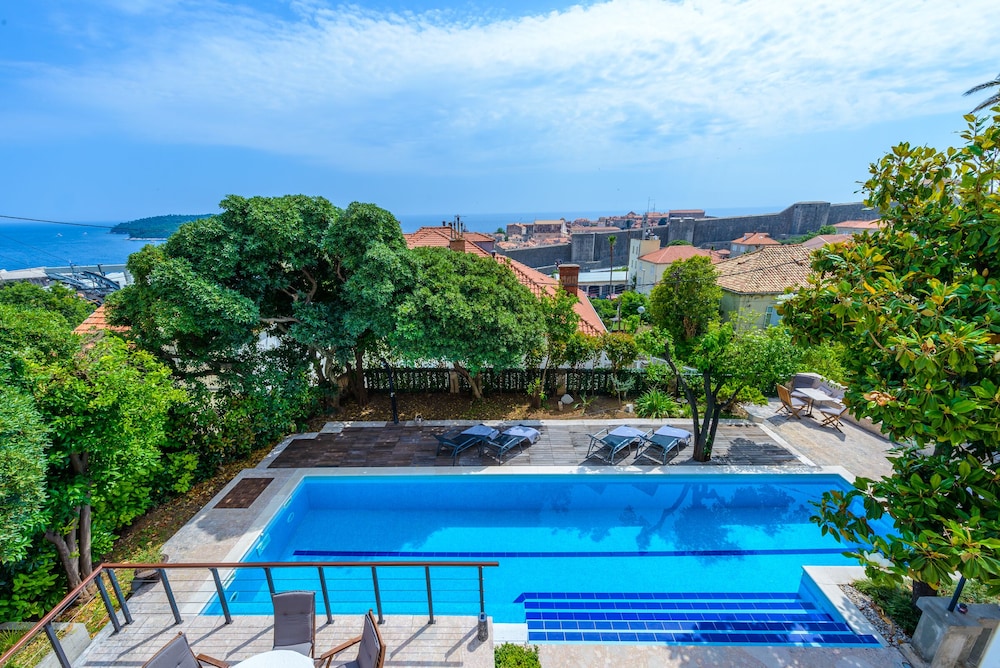 Premium Villa, Private Pool (4 Bedrooms)