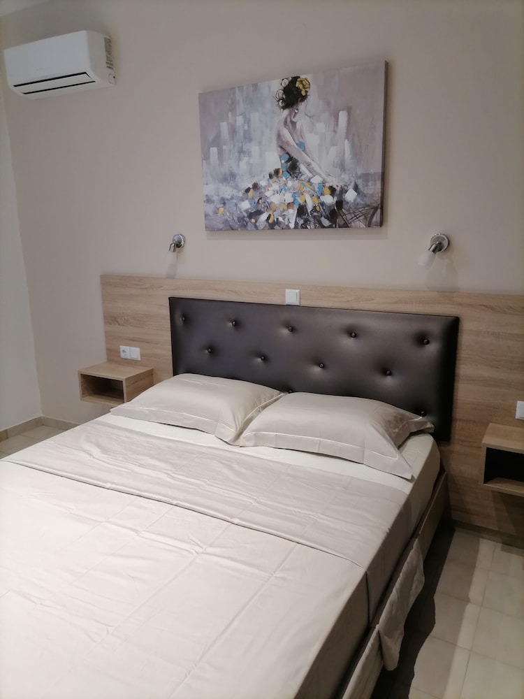 Double or Twin Room photo 2