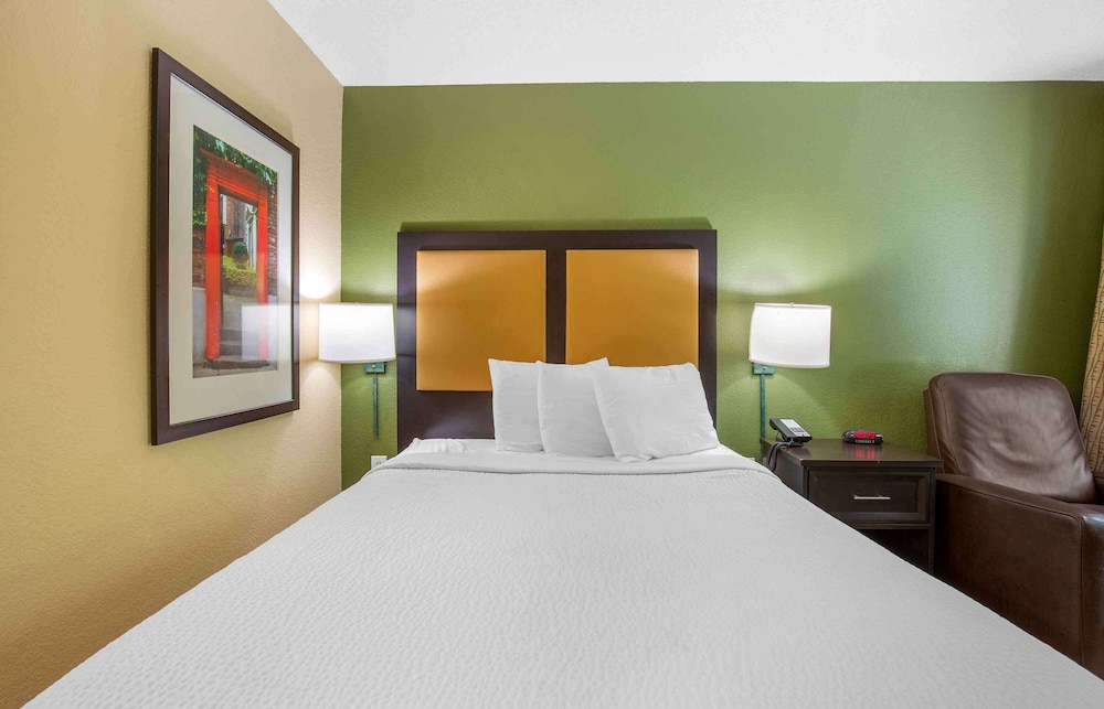Studio, 1 Queen Bed, Non Smoking - Photo 4
