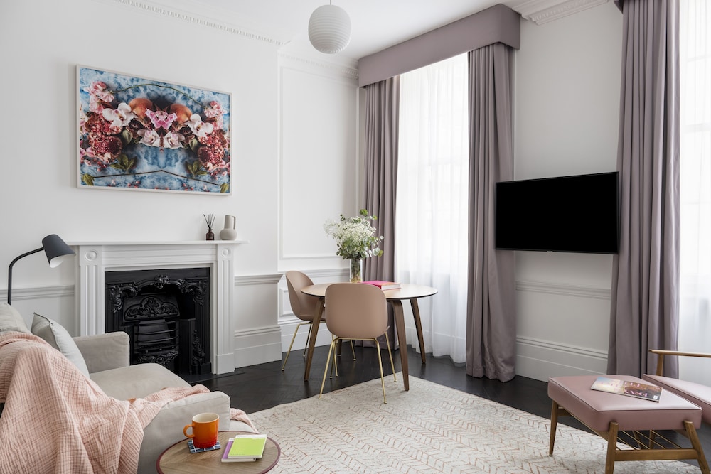 Large Studio Apartment