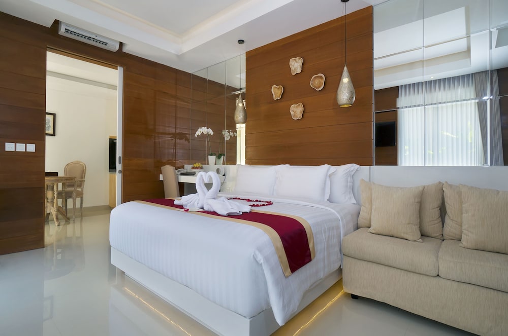 One bedroom, Private Pool