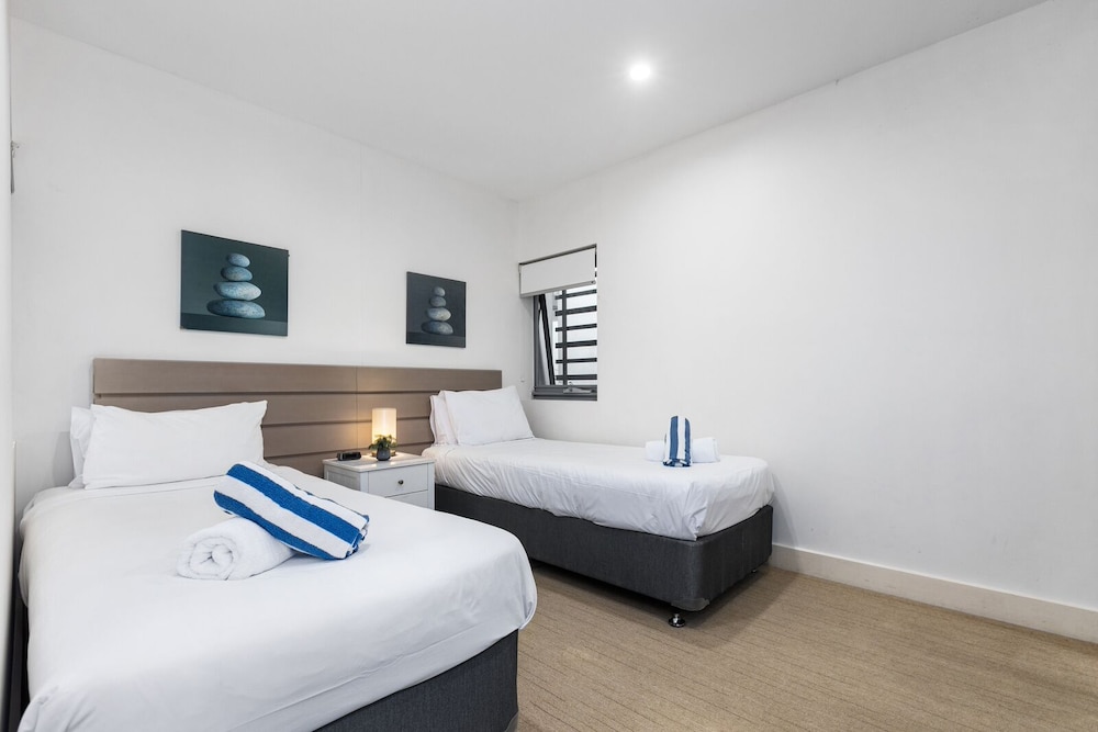 Luxury Apartment photo 3