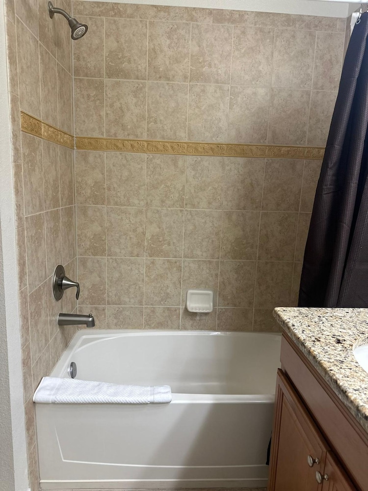 Spacious 4BR Home With Private Pool Near Disney, Billede 27