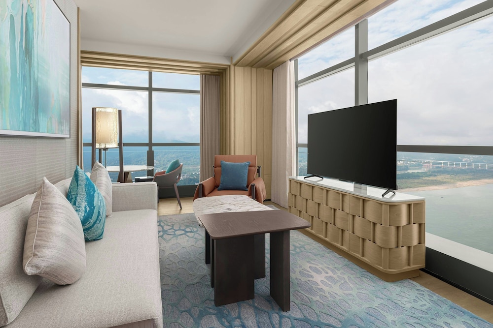 Deluxe Shared Dormitory, 1 King Bed, River View