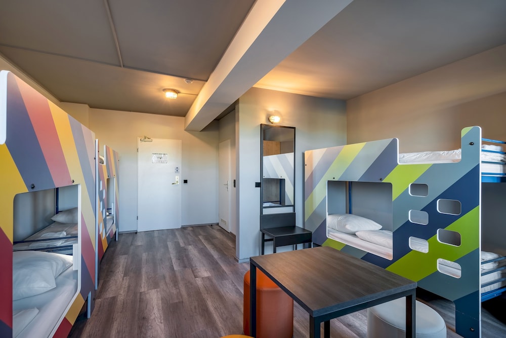 Bed in 6-Bed Dormitory photo 1