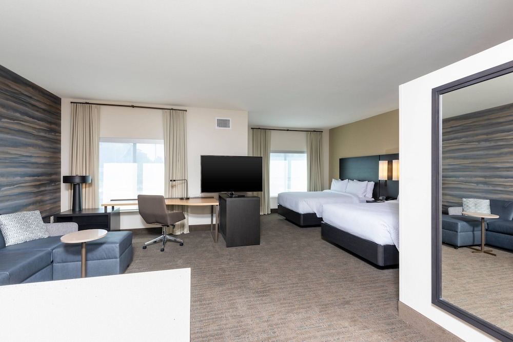 Studio, Multiple Beds photo 2